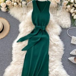 Elegant midi dress